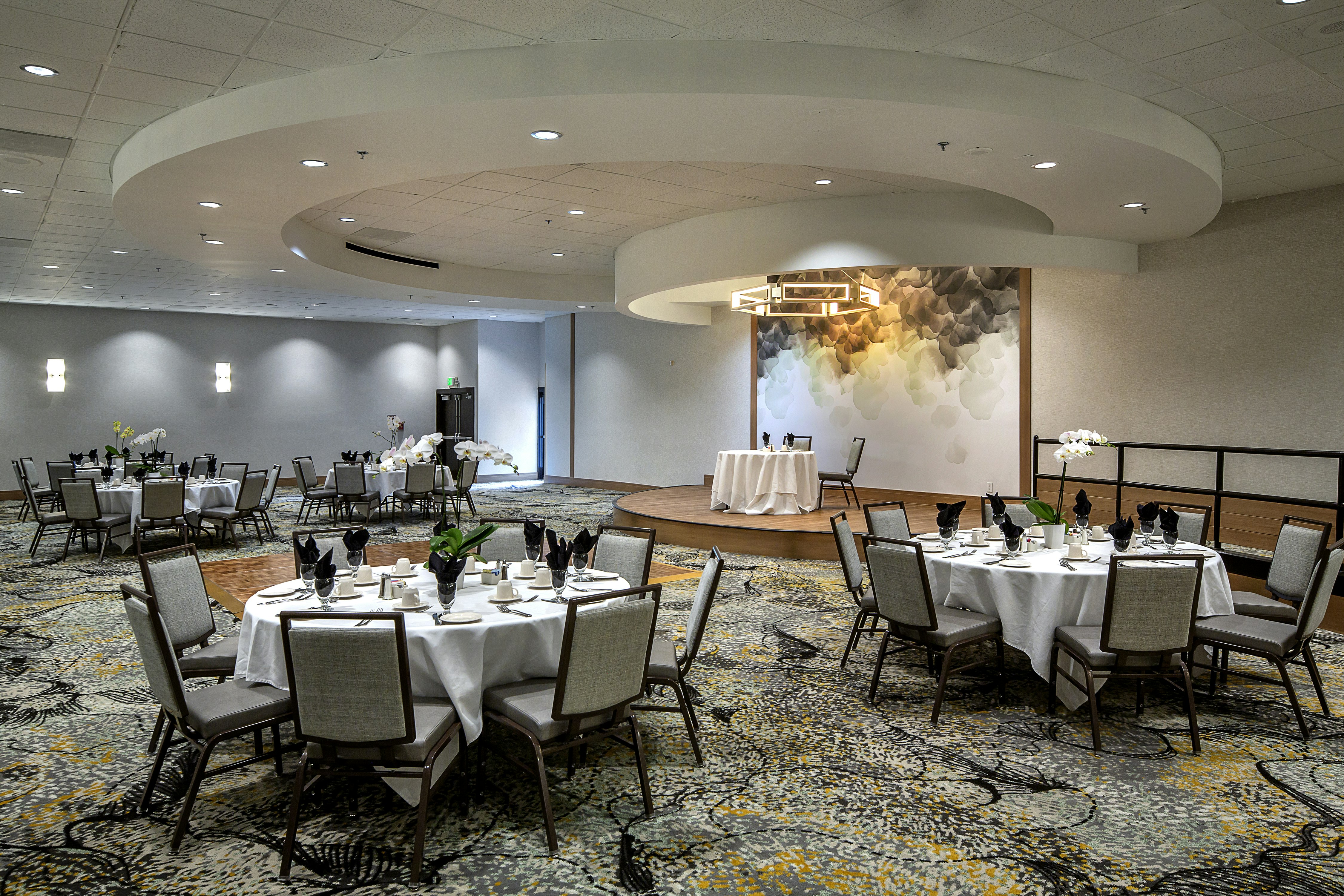 DoubleTree by Hilton Hotel Modesto 52/56
