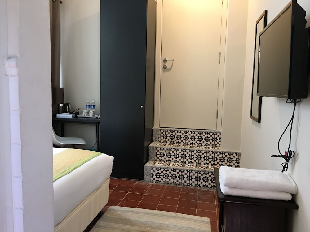 Spices Hotel 33/33