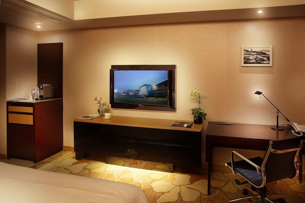 Koreana Hotel 58/64