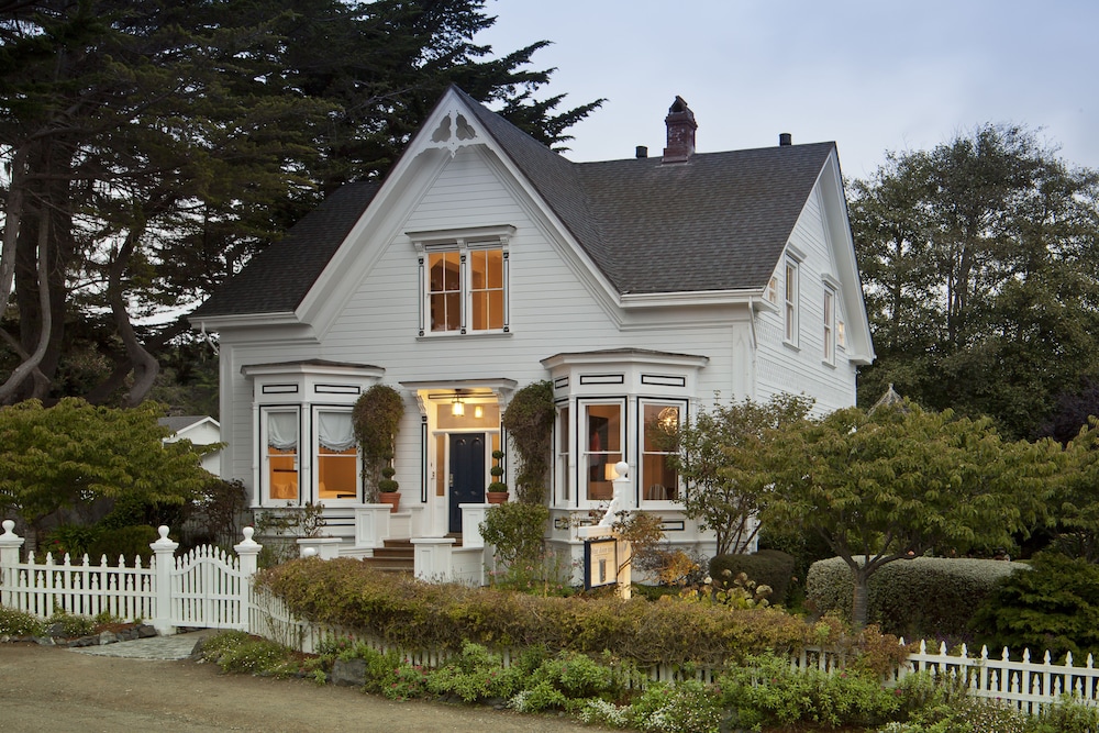 Inns of Mendocino 5/50