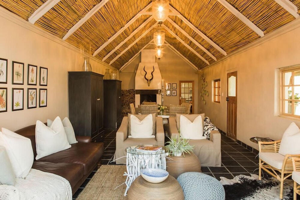 Sweetfontein Boutique Farm Lodge 21/29