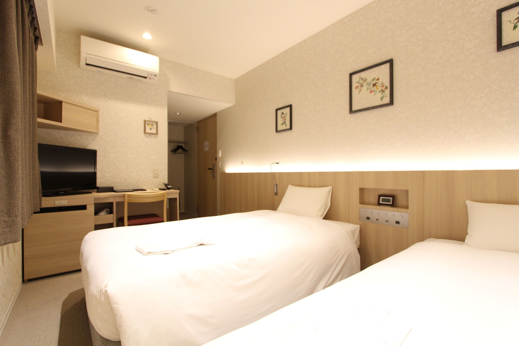 rooms