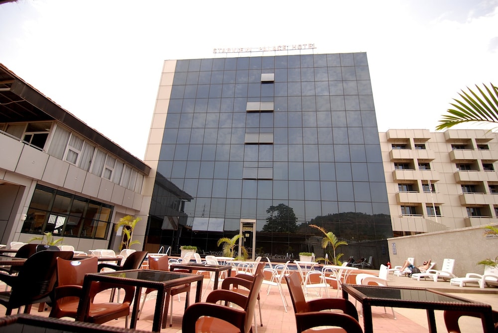 Starview Palace Hotel 3/50
