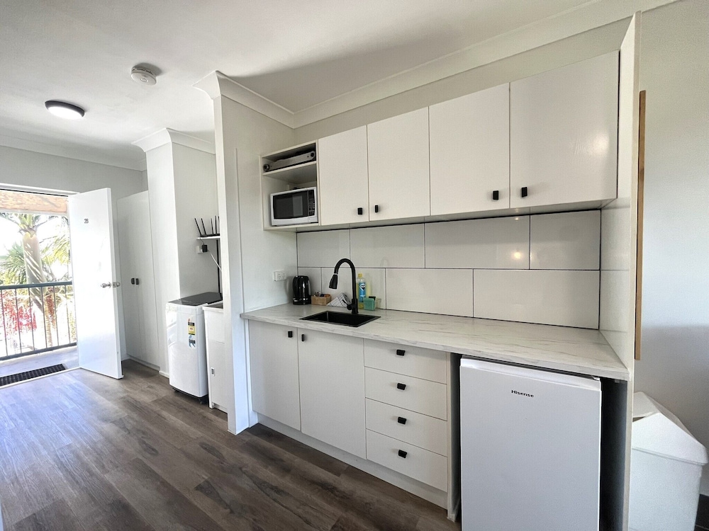 Broadwater Keys 11/72
