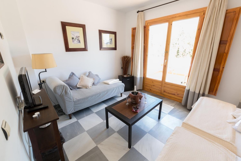 Hotel Villa de Laujar 12/59