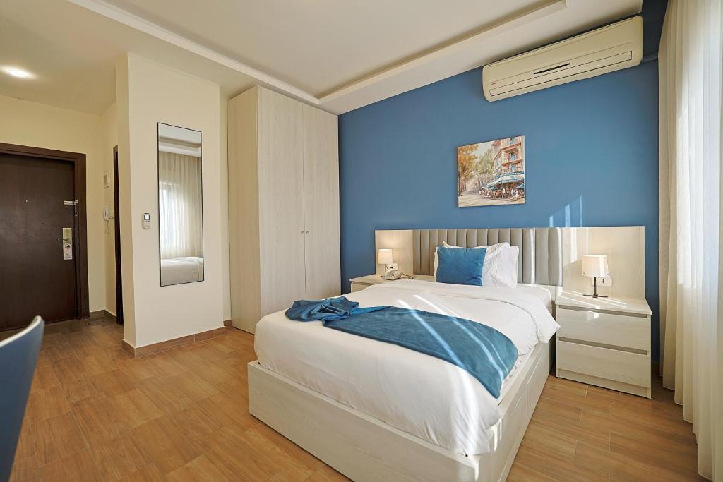 46 Serviced Apartments 11/25