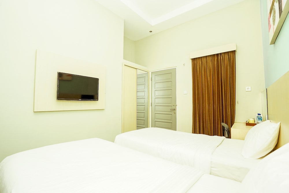 Ardhya Guest House 20/46