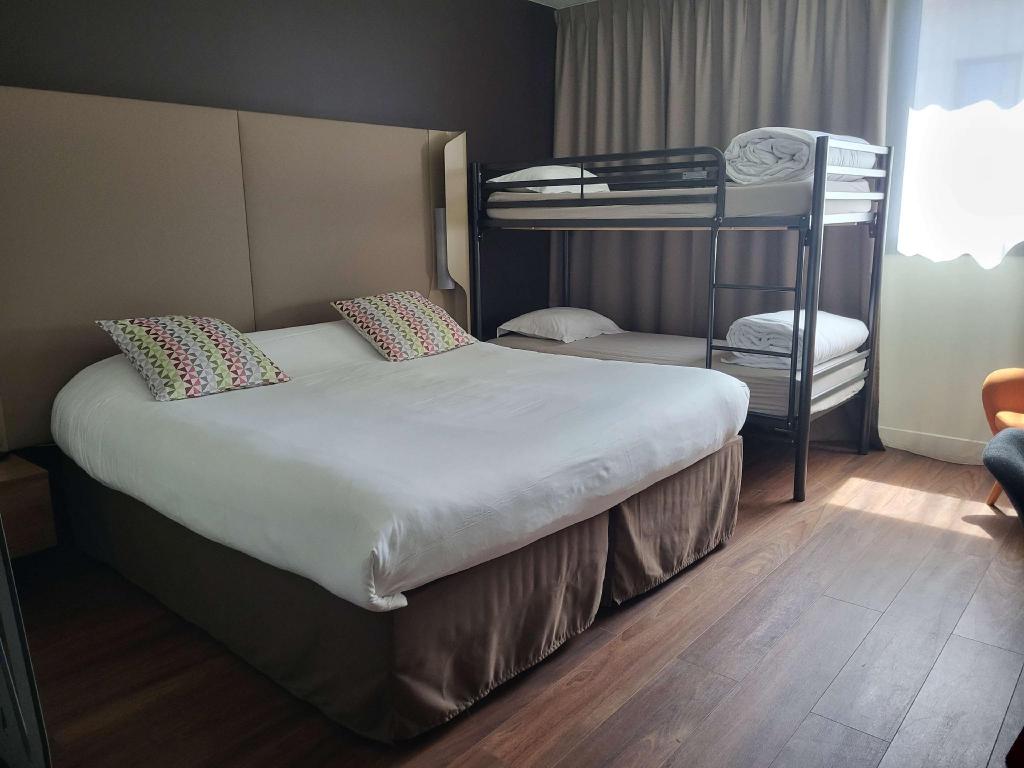 Next Generation, Quadruple, Double and Twin Beds