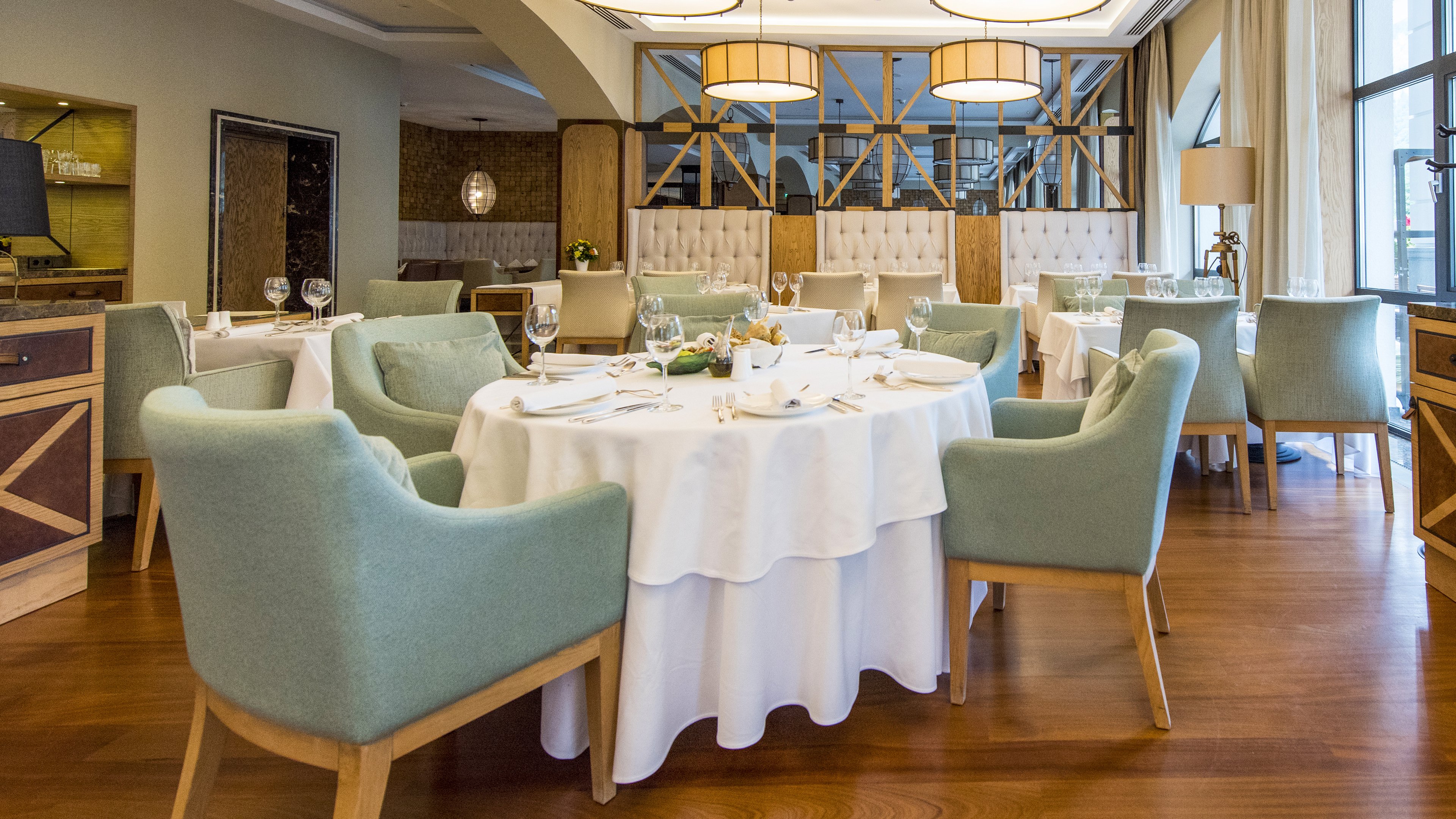 Crowne Plaza Borjomi 54/76