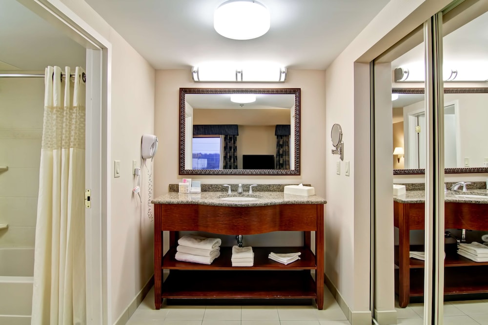 Hampton Inn and Suites by Hilton Guelph 29/58