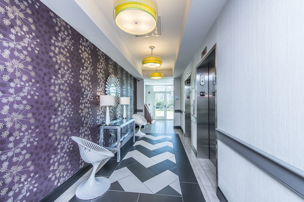 Holiday Inn Express Hotel And Suites Charleston Arpt Conv Ctr Area 5/67