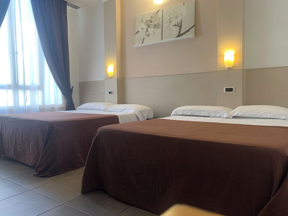 Indipendenza Hotel 14/50