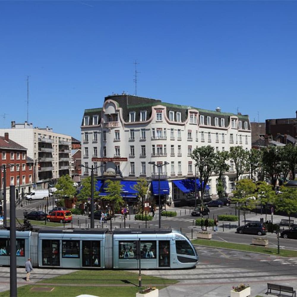 Le Grand Hôtel de Valenciennes 65/71