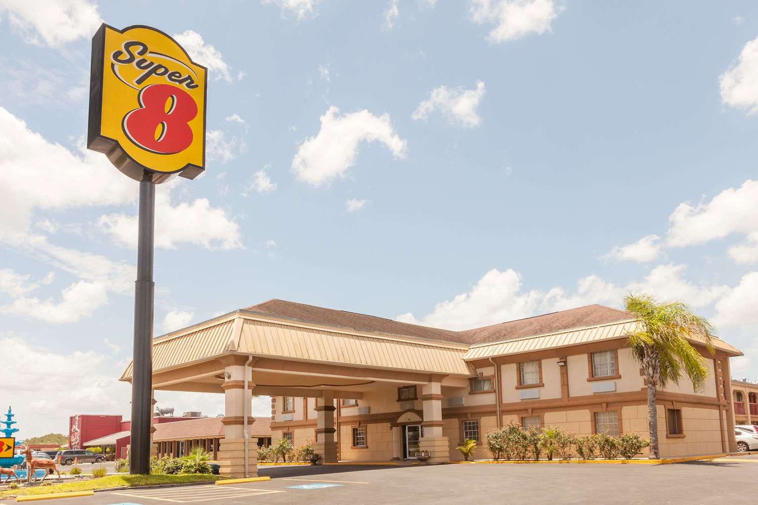 Super 8 By Wyndham Kingsville 43/47