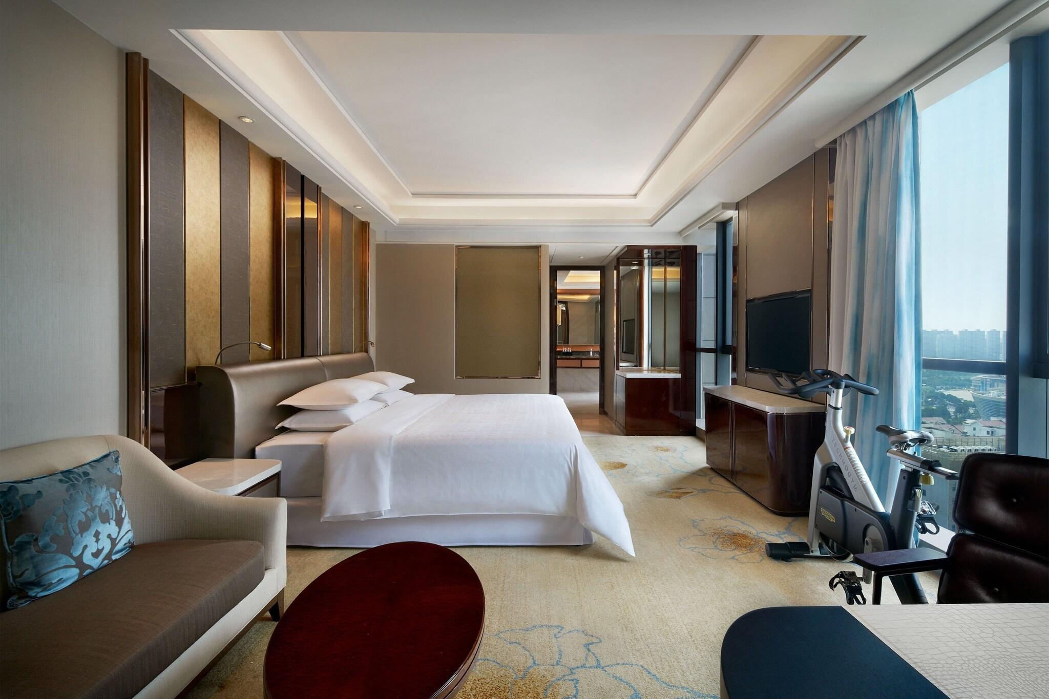 Aloft Zhengzhou Zhengdong New District 23/66