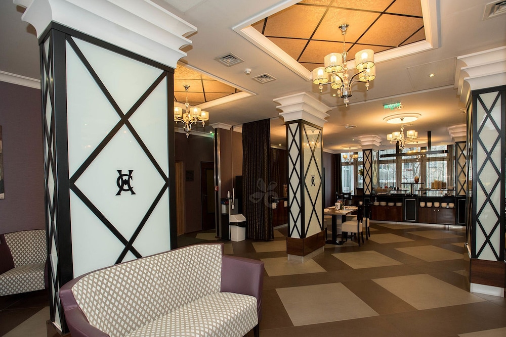 Carlton Hotel Buda Castle 12/64