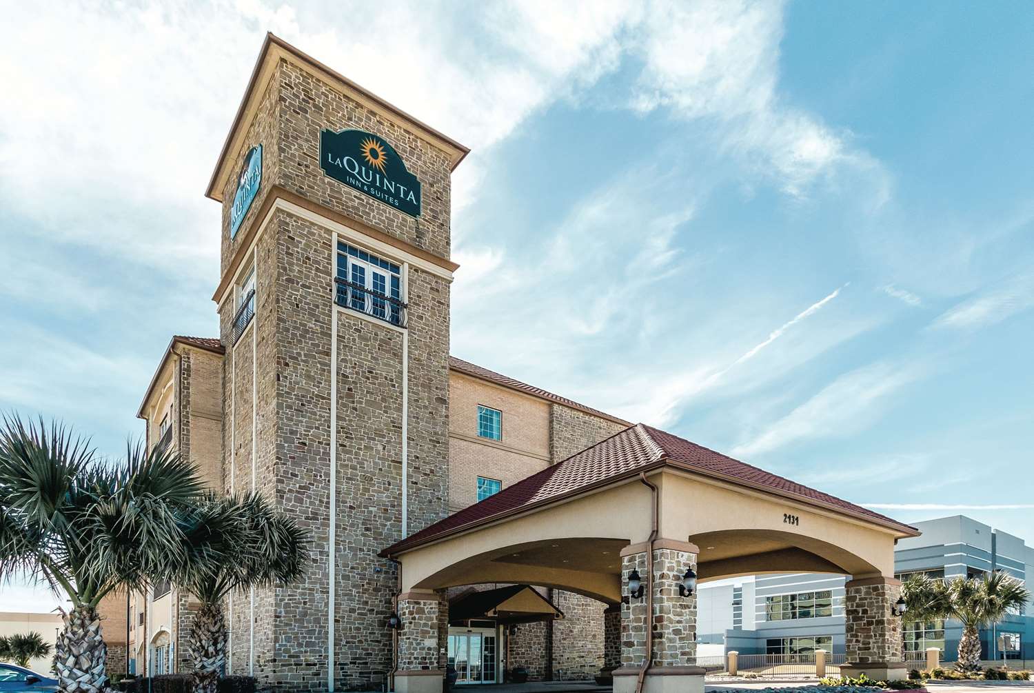 La Quinta Inn & Suites by Wyndham Dallas Grand Prairie South 4/44