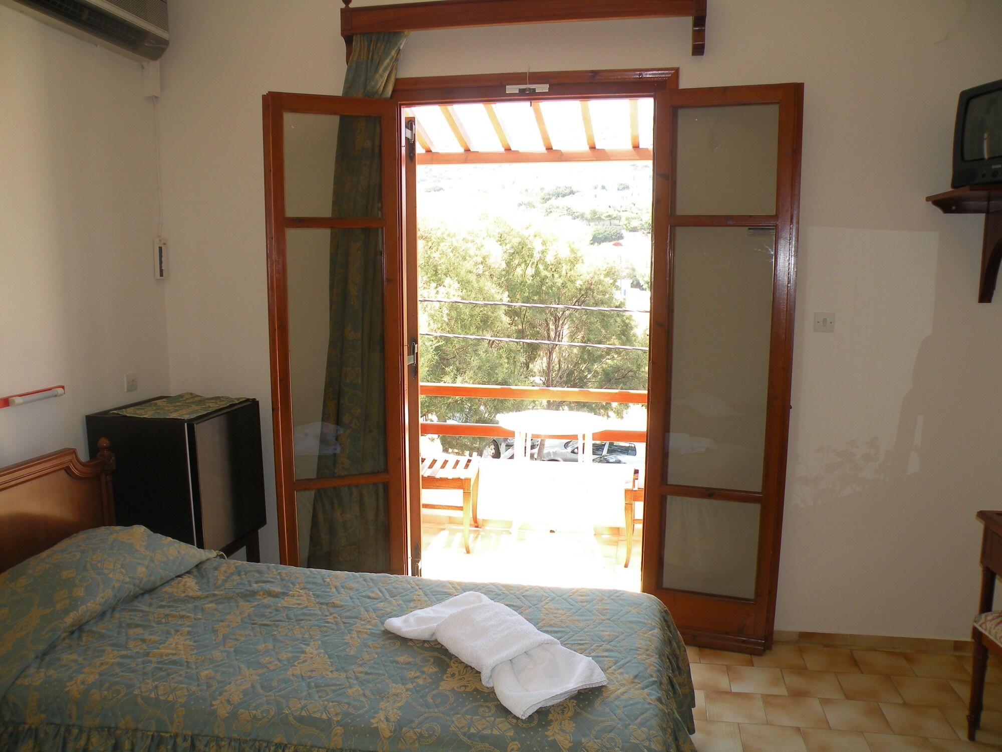 ROOM, TRIPLE, VILLAGE VIEW, HIGH FLOOR