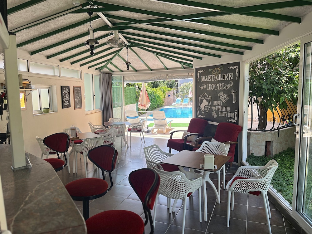 Mandal Inn Hotel 28/50