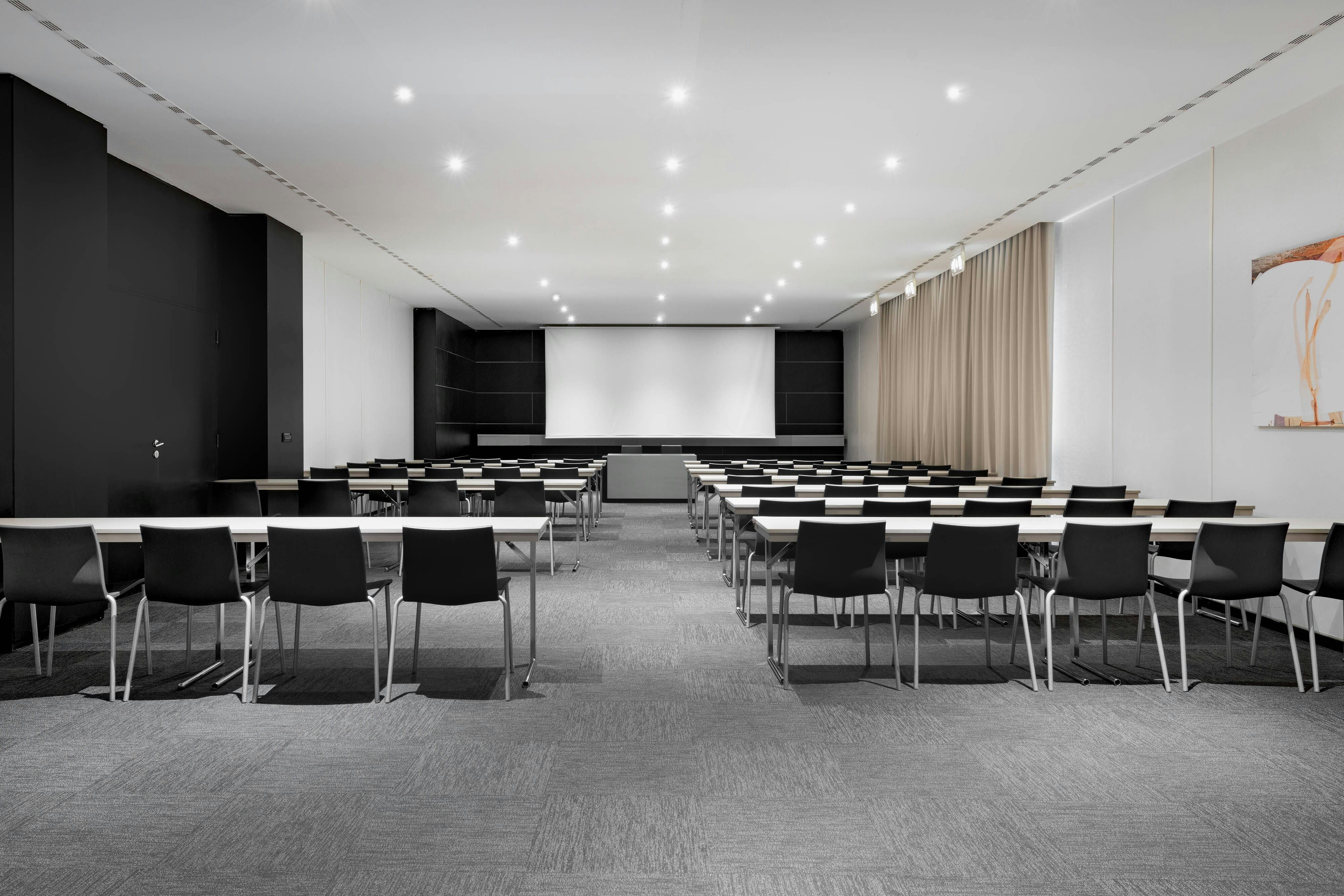AC Hotel Bologna by Marriott 55/77