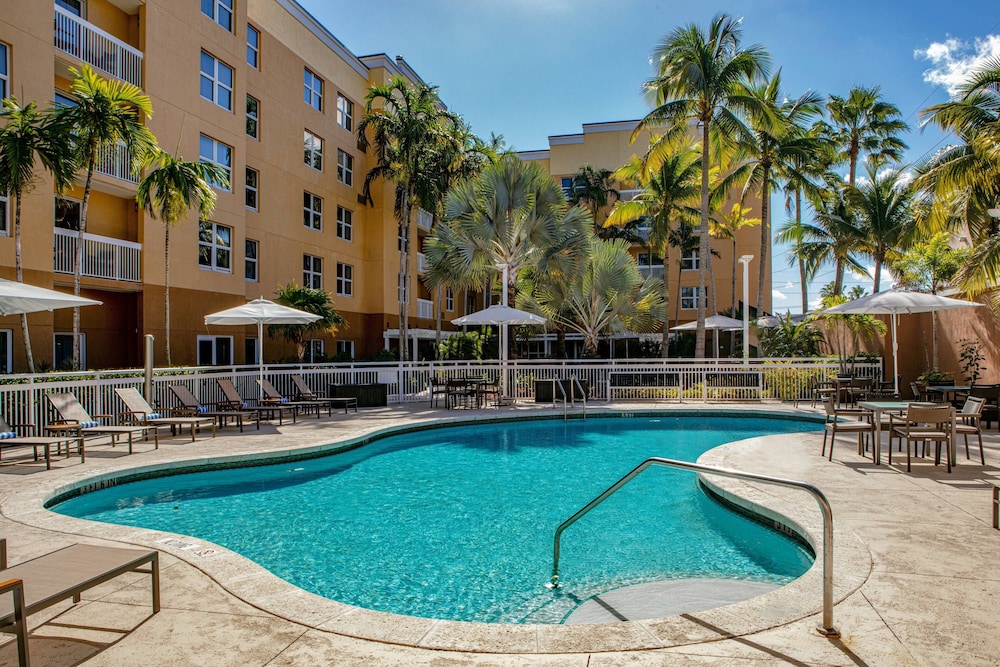Courtyard By Marriott Miami Aventura Mall 44/50