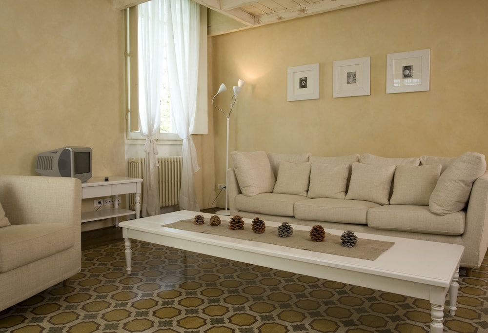 Villa Cassia di Baccano 19/50