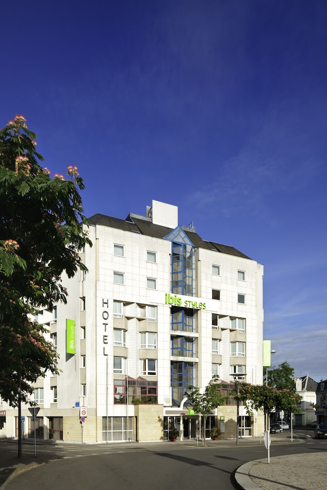 Ibis Styles Tours Centre 3/74