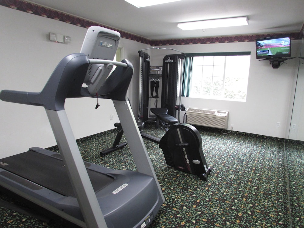 Fairbridge Inn And Suites Dupont 36/54