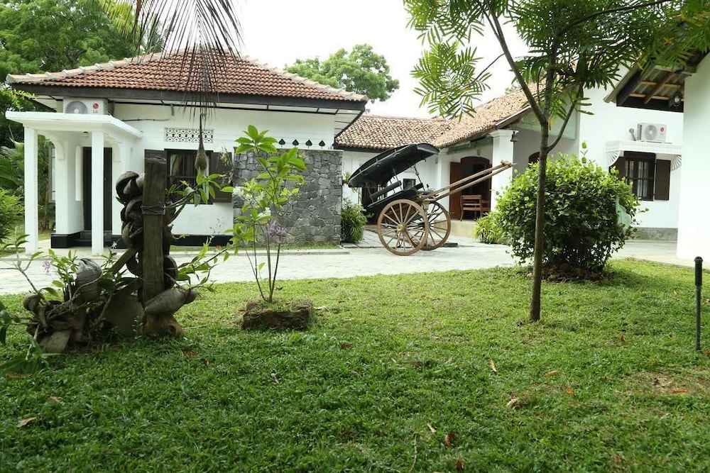 Thamaya Heritance Tangalle 11/16