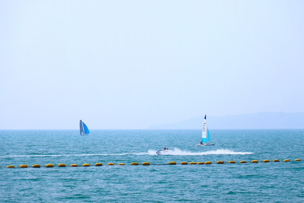 Welcome World Beachfront Resort 42/47
