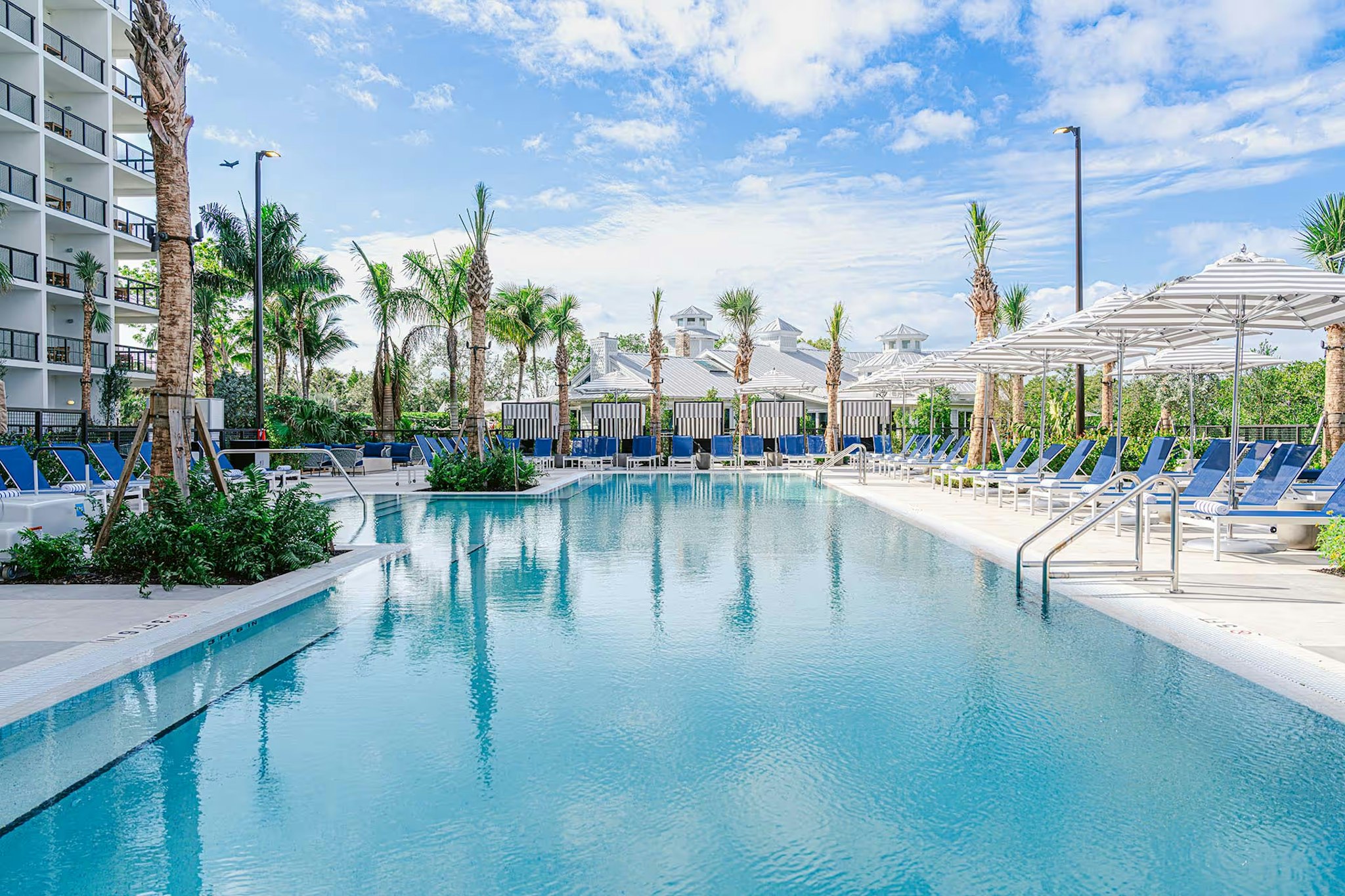 The Perry Hotel Naples 25/27