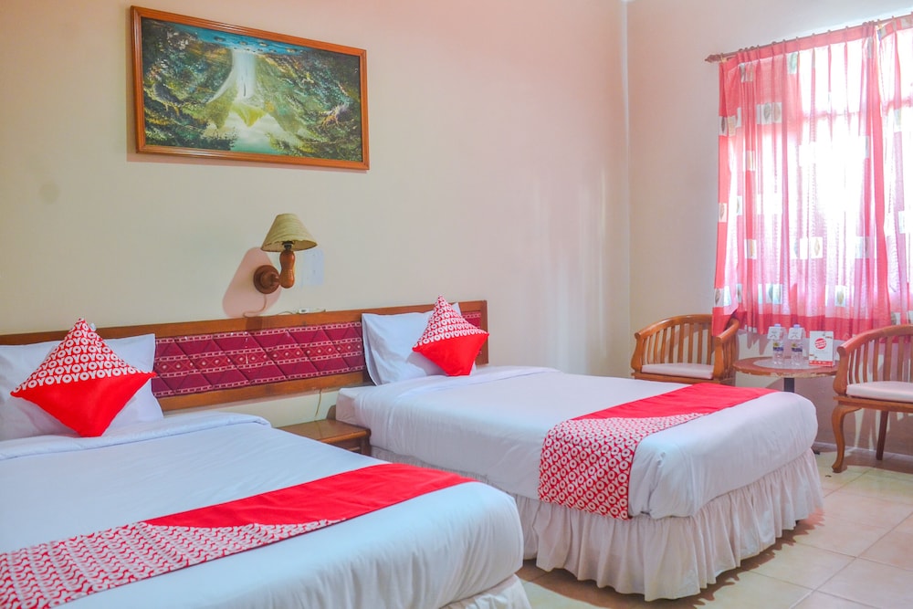 OYO 1240 Hotel Pantai Jaya 23/37