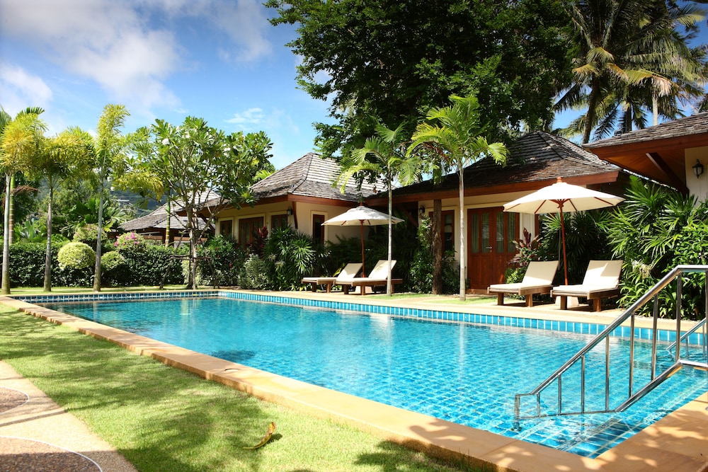 Paitan Villas Resort 3/39