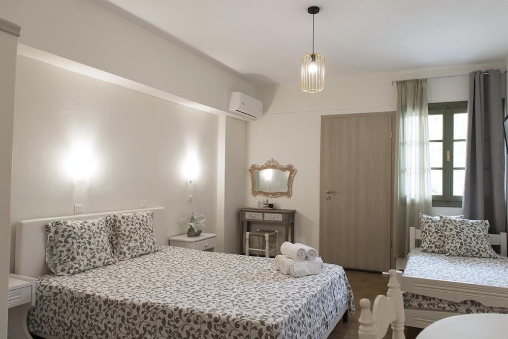 Fiamegou Villa 14/50