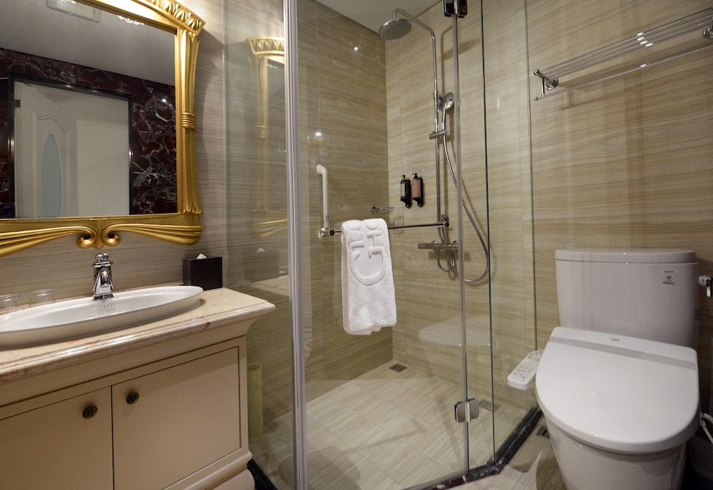 Golden Tulip RS Boutique Hotel 45/50