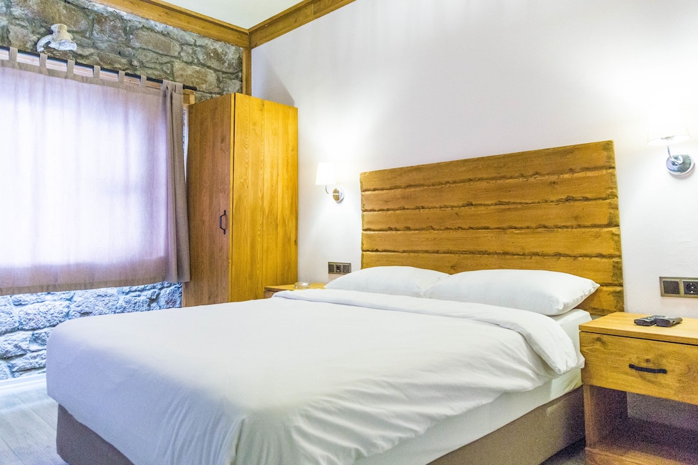 Assos Yildiz Hotel 13/48