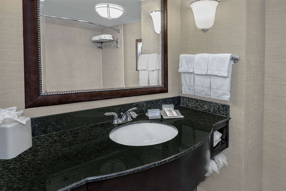Standard, 2 Queen Beds, Hilton Garden Inn San Antonio Airport Hotel 2/3