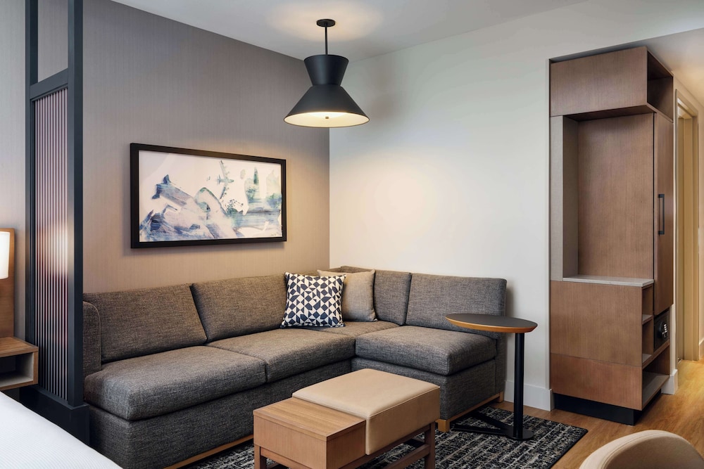 Hyatt Place Melbourne Airport 32/63