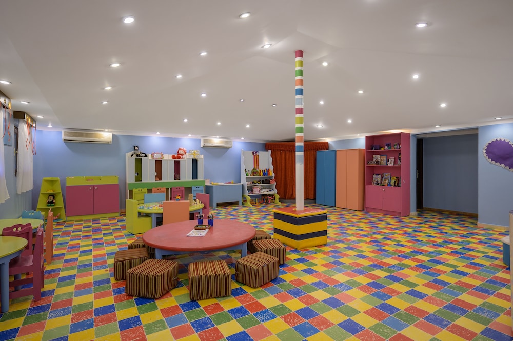 Sindbad Club Hotel 64/72