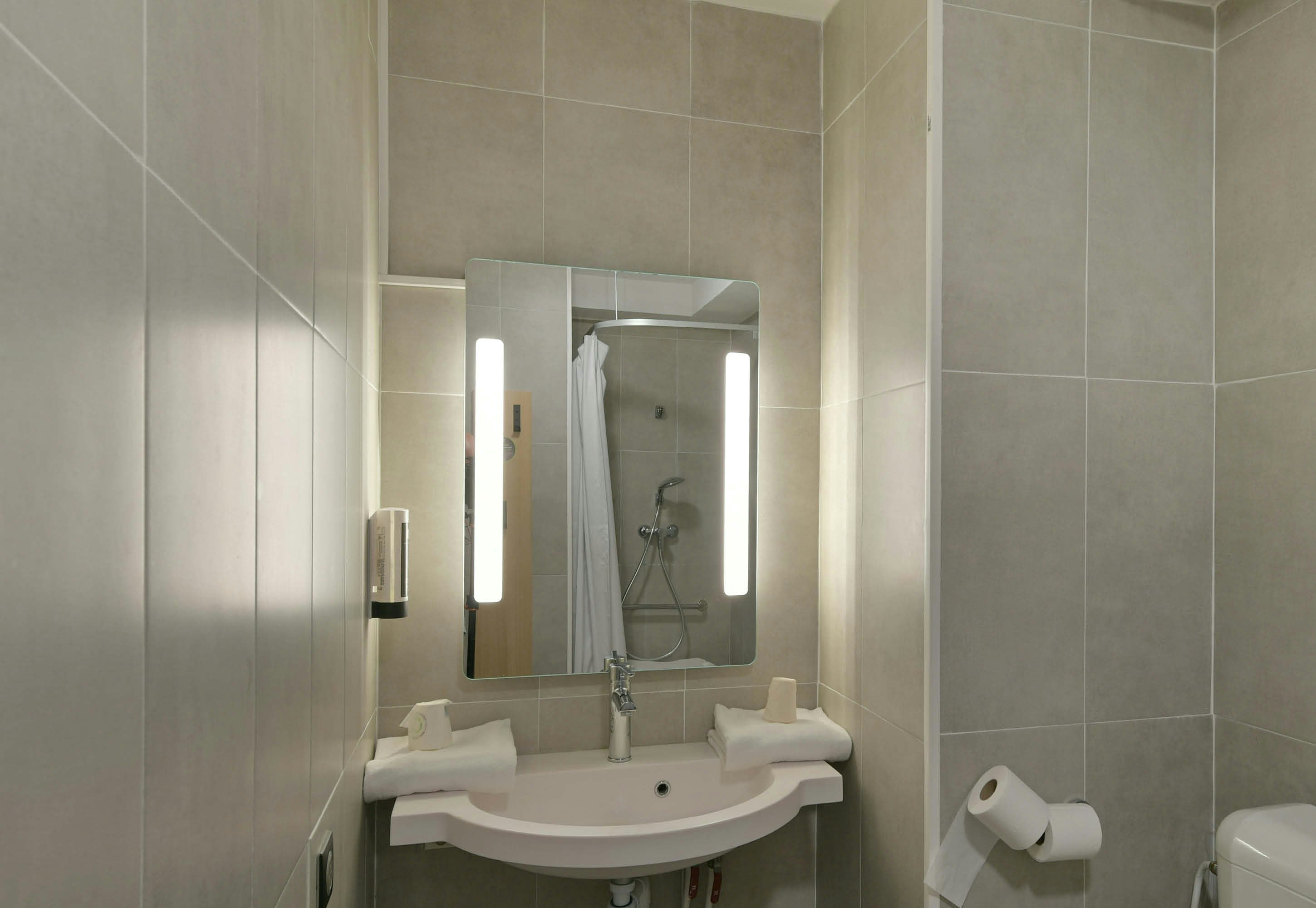 B&B Hotel Le Mans Nord 2 16/17