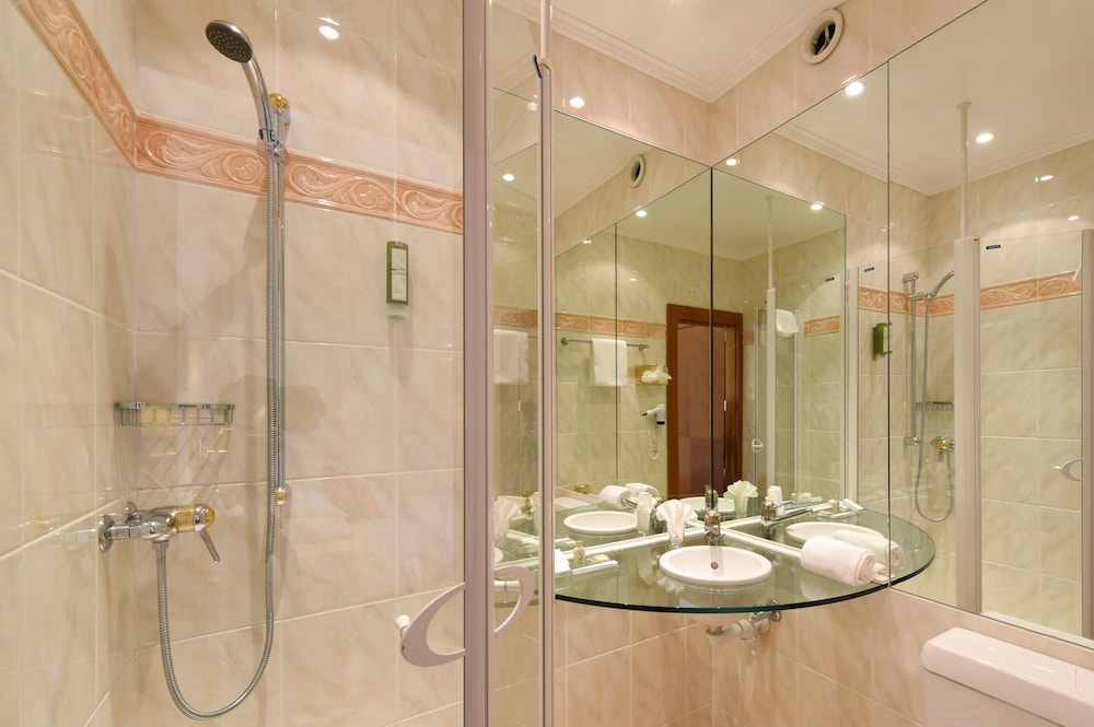 Standard, Single, City View, GOLF HOTEL RENE CAPT 9/9