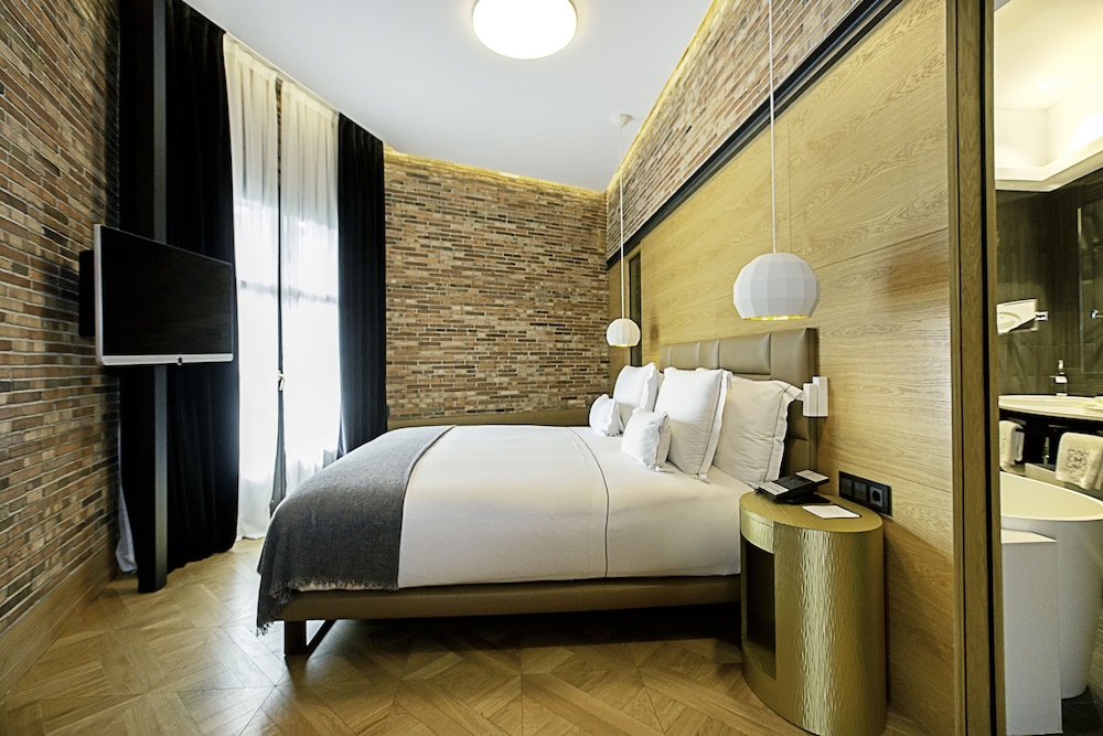 Monument Hotel 16/53