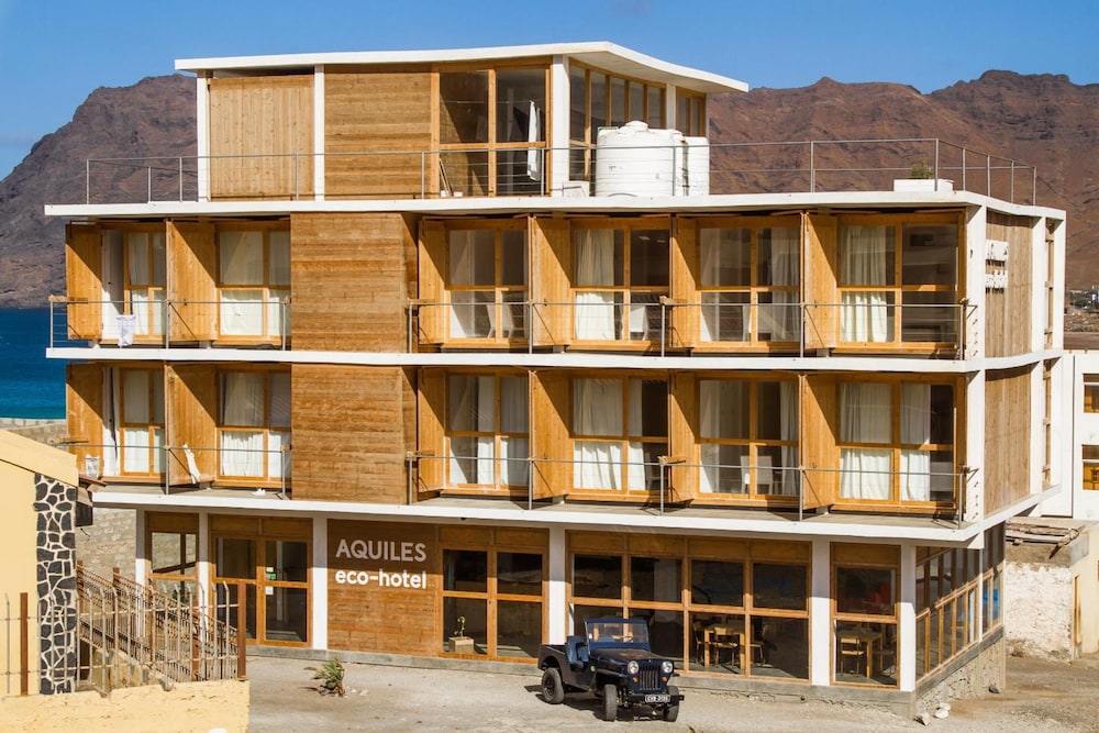 Aquiles Eco Hotel 3/45