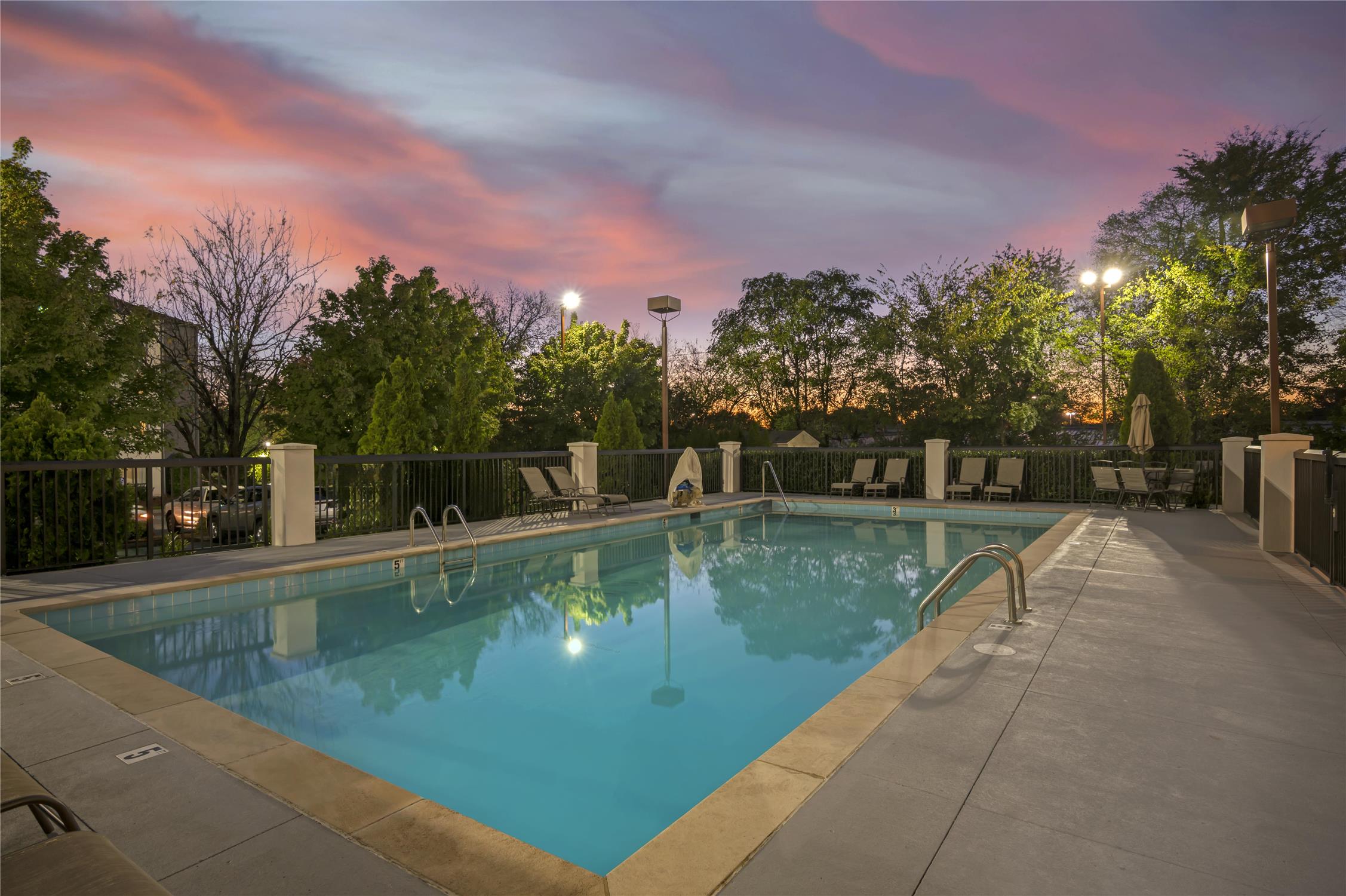 Best Western Suites Near Opryland 32/49