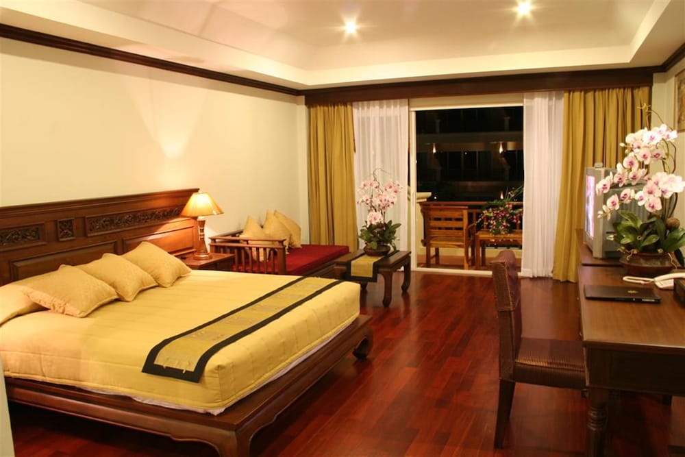 Avalon Beach Resort 20/74