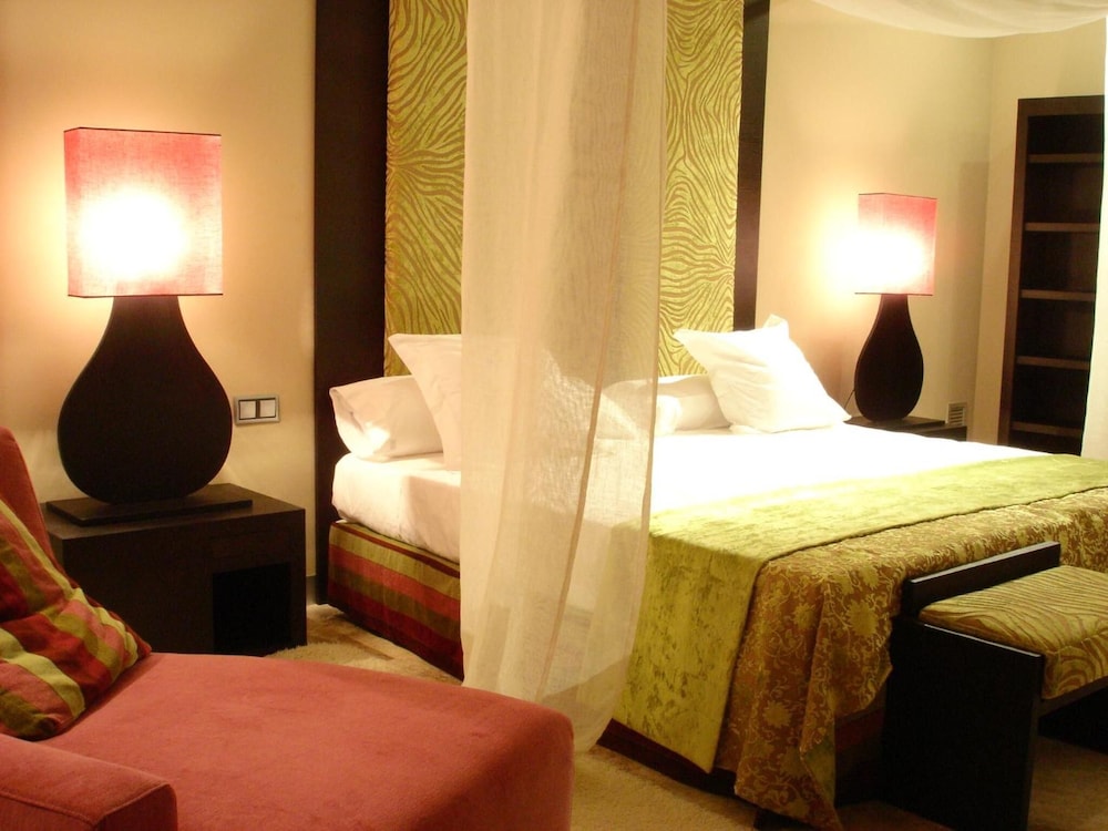 HOTEL PAGO DEL VICARIO 9/26