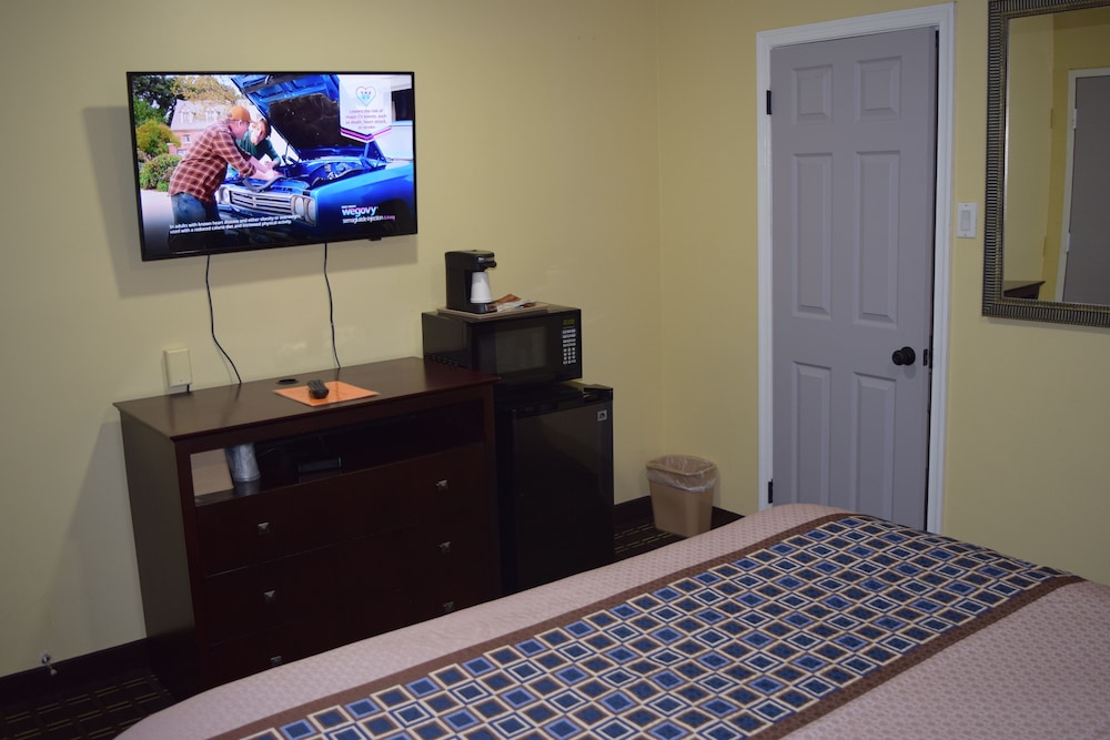 White Oaks Motel Pennsville Carneys Point 4/41