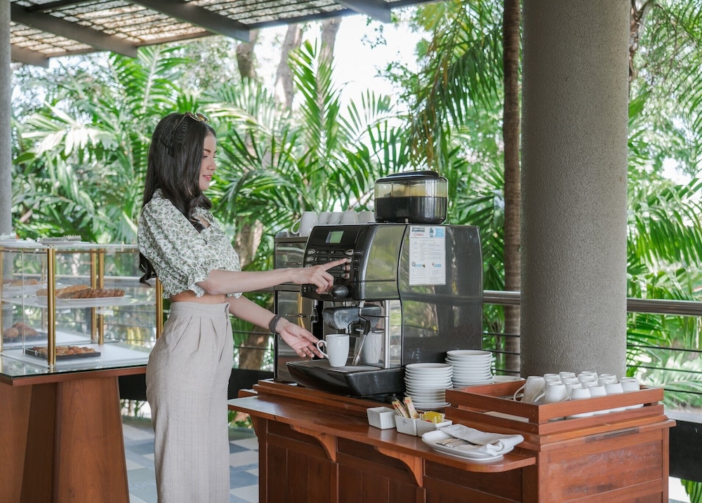 Grand Riverside Hotel Phitsanulok 5/65