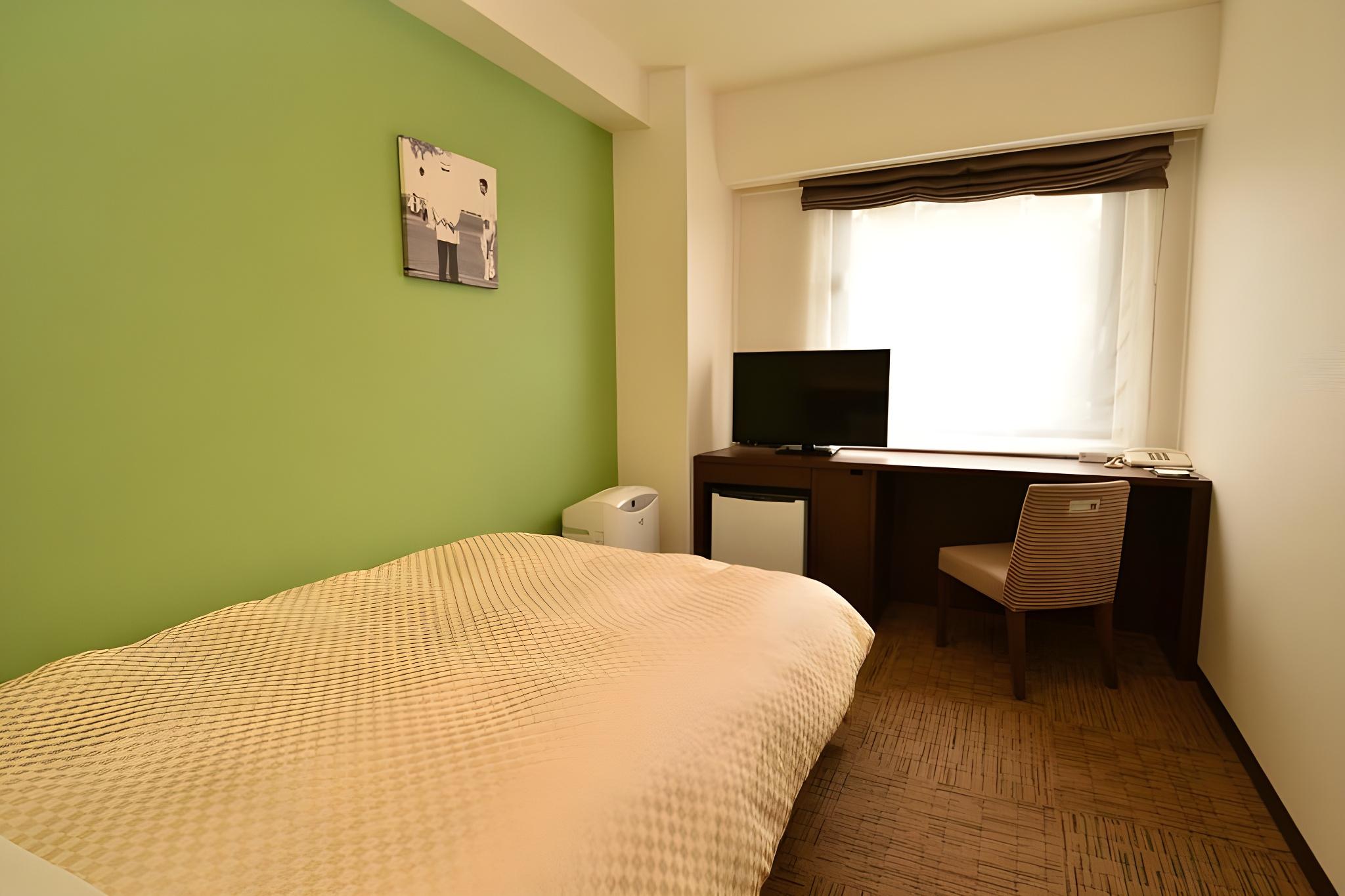Semi Room, Standard, Semi Double Bed
