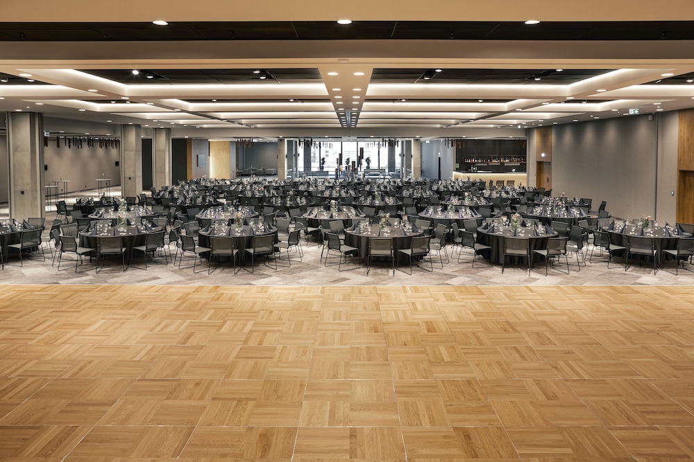Q Hotel Plus Wroclaw Bielany 44/50